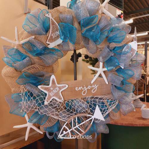 Beach wreath.