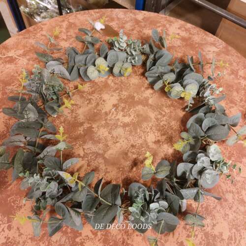 Eucalyptus ring