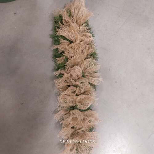 Deurhanger frayed edge