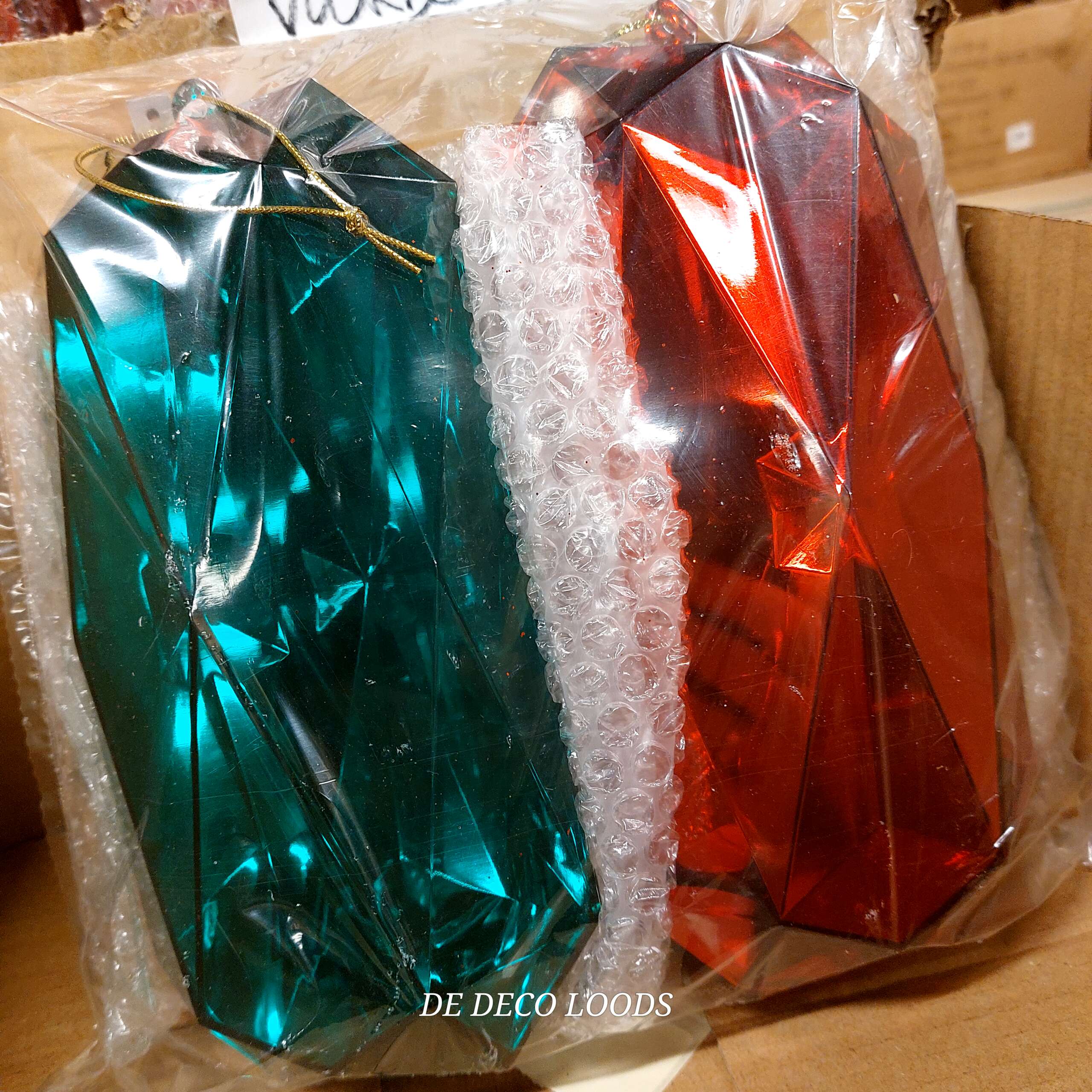 Gem acrylics red green