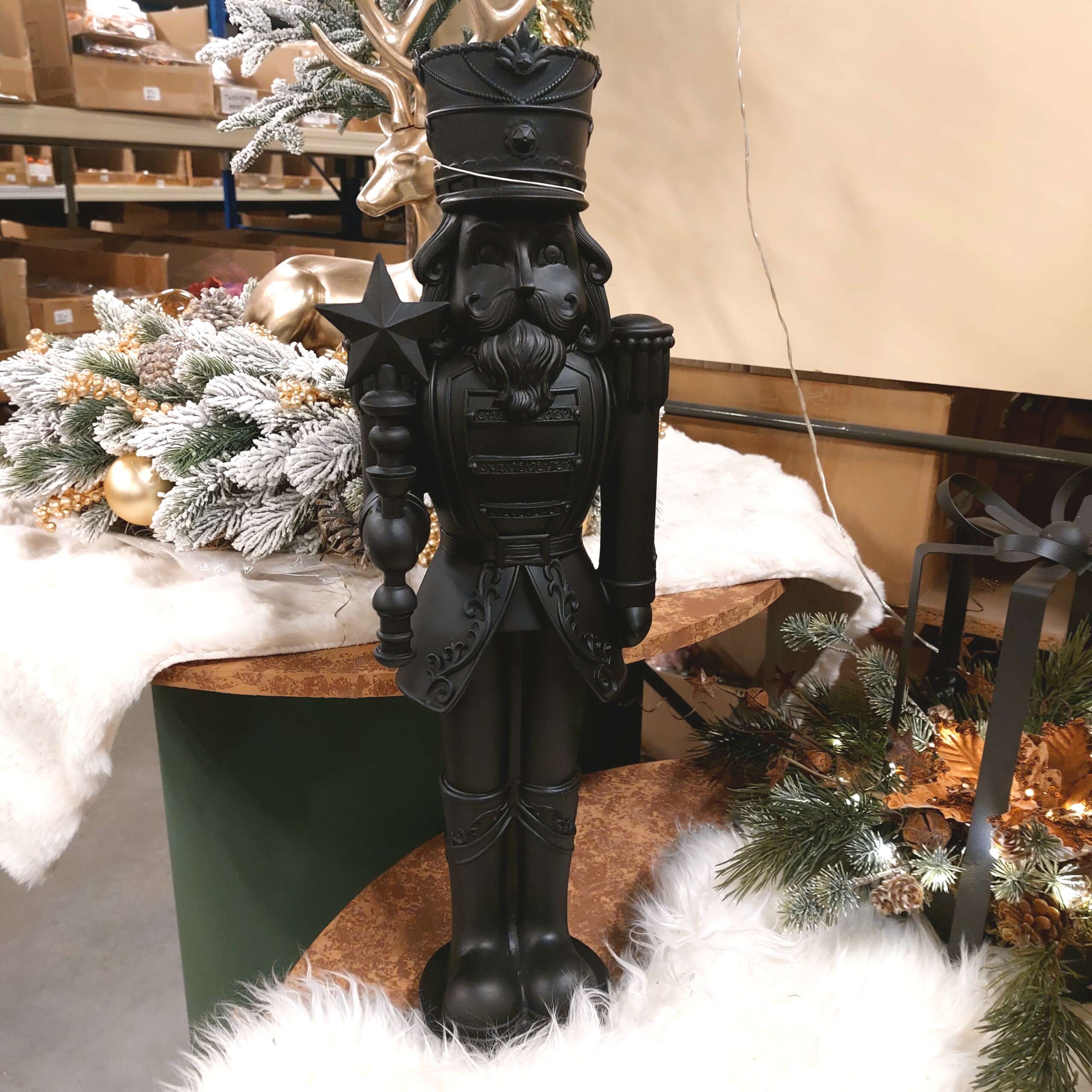 Notenkraker 59cm zwart